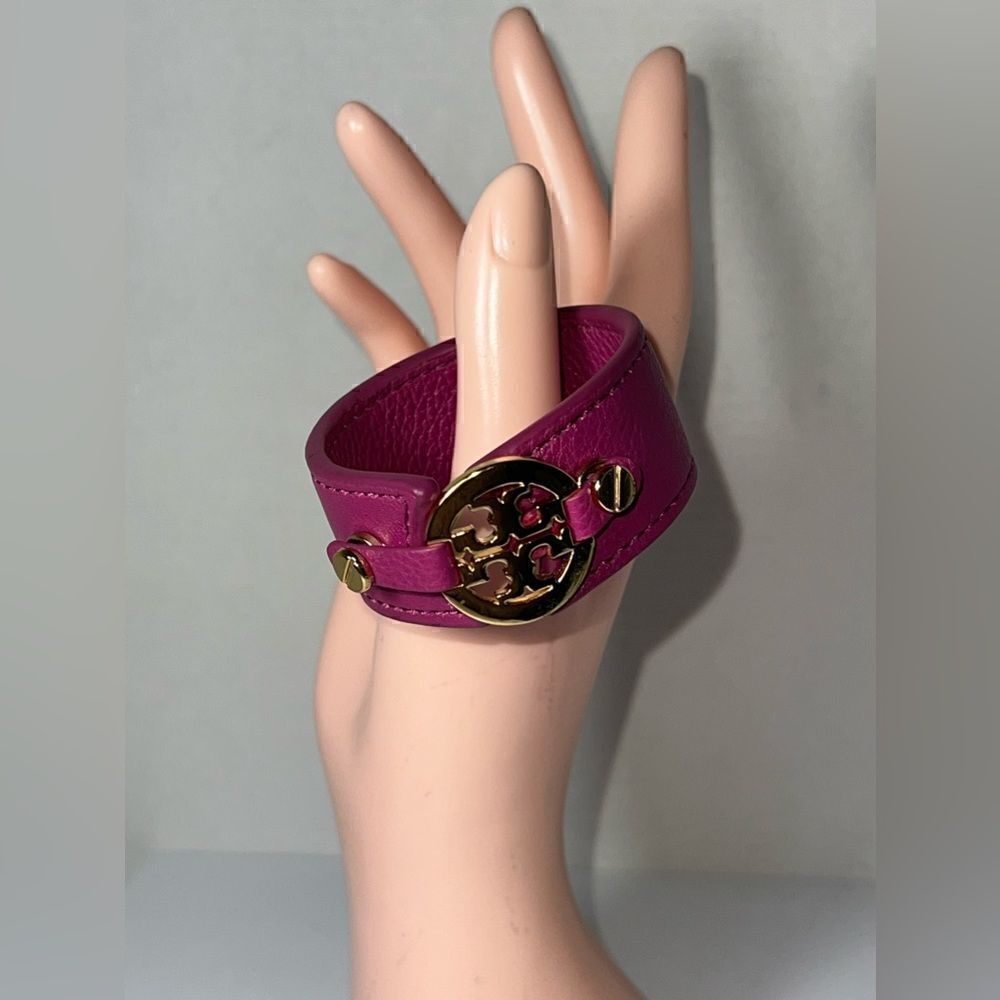 Authentic Tory Burch Leather Cuff Bracelet